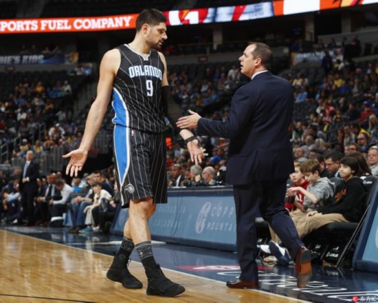 轻球员逐渐 轻球员逐渐