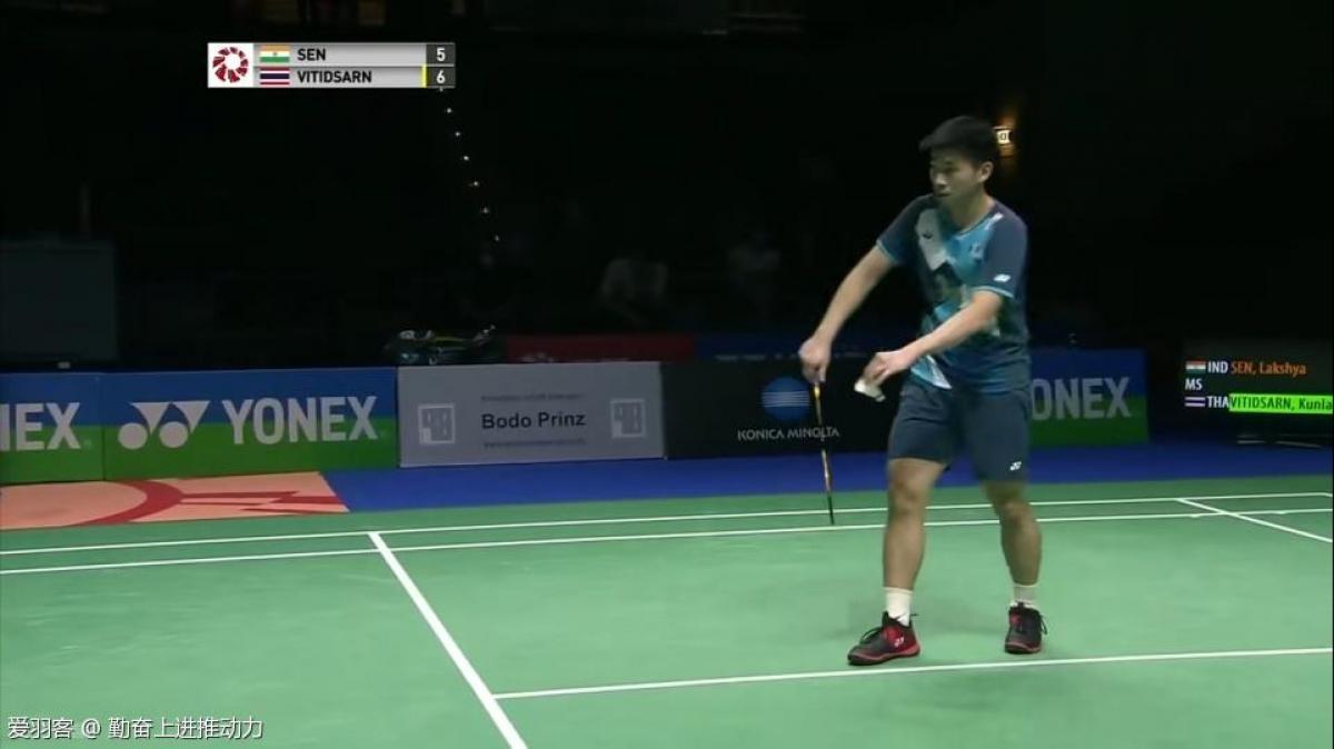 的表现尤为 的表现尤为