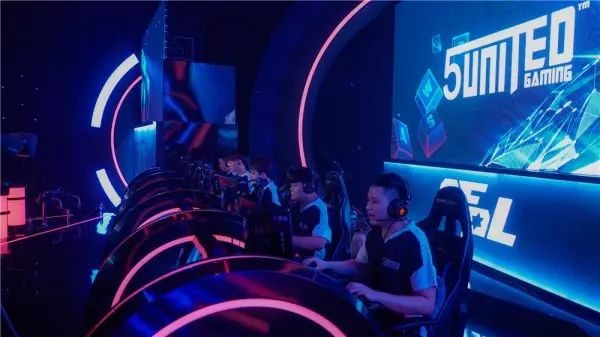 通过体育竞 通过体育竞