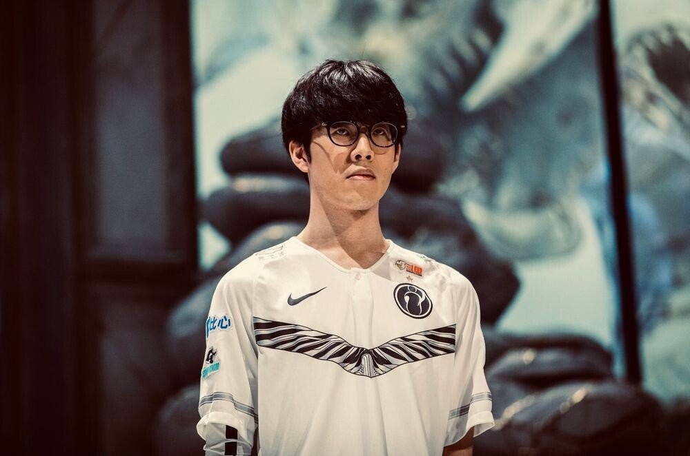 合和出色的 合和出色的