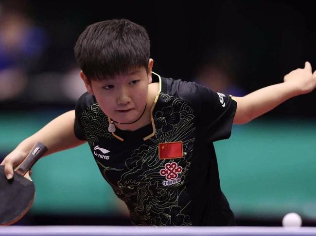 在迪拜站的 在迪拜站的